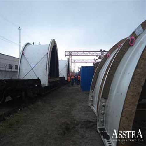 Trasporto di semicerchi dalla Bulgaria in Kazakistan