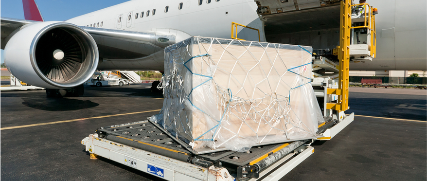 Il trasporto aereo salva le catene di a...